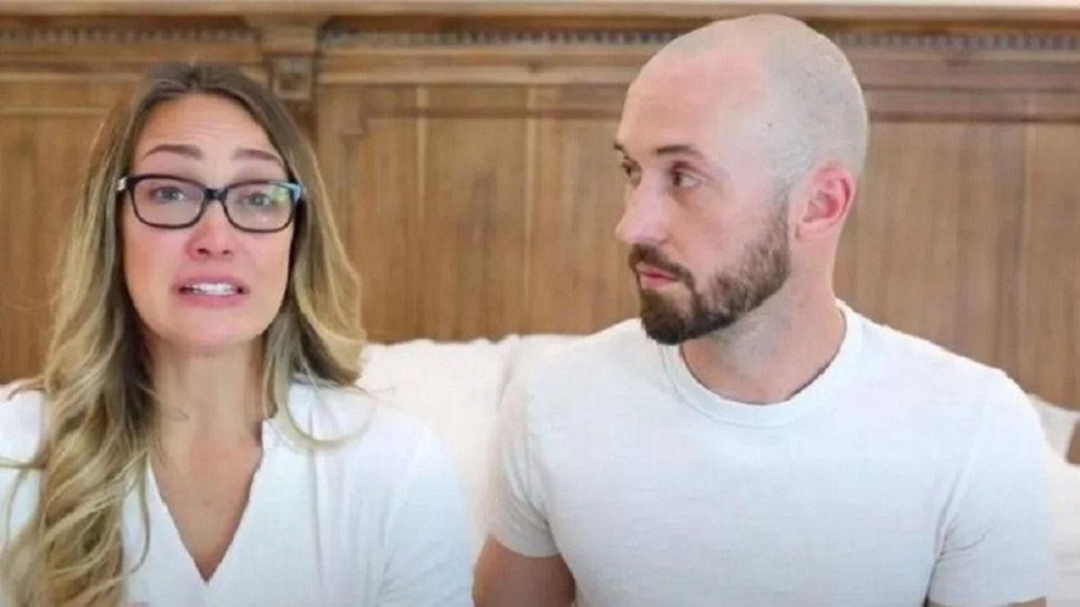 Myka Stauffer y su esposo James