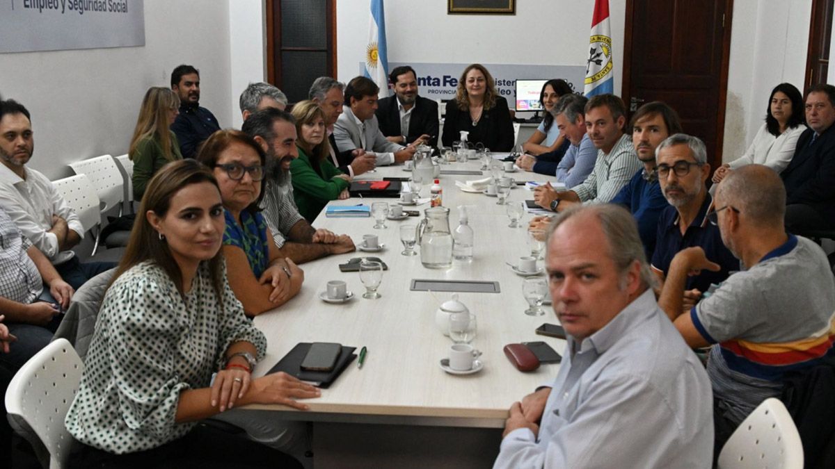 El gobierno provincial presentó su propuesta de recomposición salarial para el segundo trimestre del año