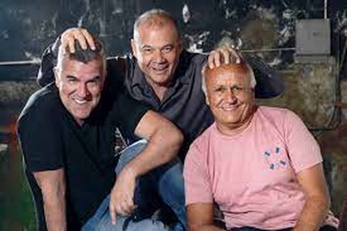 Dady Brieva, Miguel Del Sel y el Chino Volpato se volvieron a reunir en 2018 para festejar los 35 años de trayectoria de Midachi. Dady Brieva, Miguel Del Sel y el Chino Volpato se volvieron a reunir en 2018 para festejar los 35 años de trayectoria de Midachi.