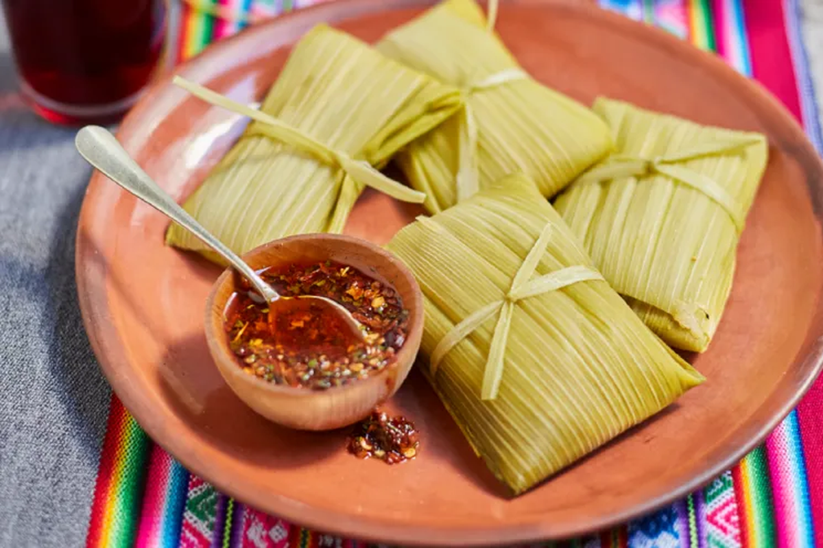 La cena constó de platos tradicionales del norte del país.