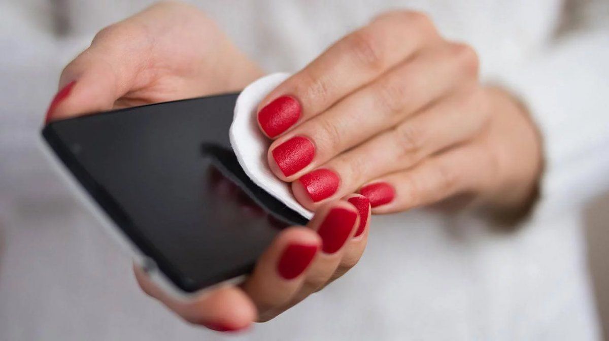 Recomendaciones para desinfectar el teléfono para evitar el coronavirus