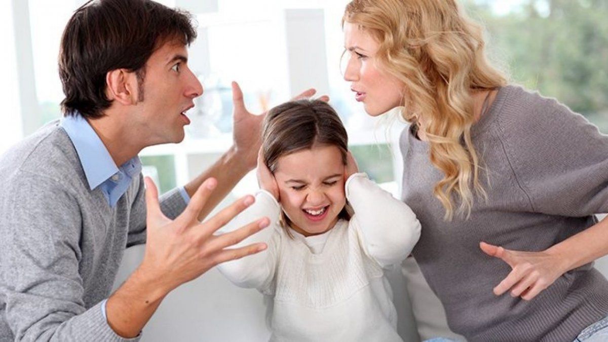 Los hijos no necesitan a sus padres juntos, necesitan a sus padres felices