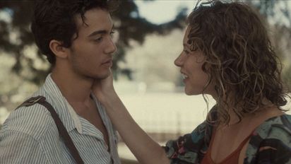 La película romántica de Netflix que está haciendo suspirar a todos con su historia de amor y nostalgia