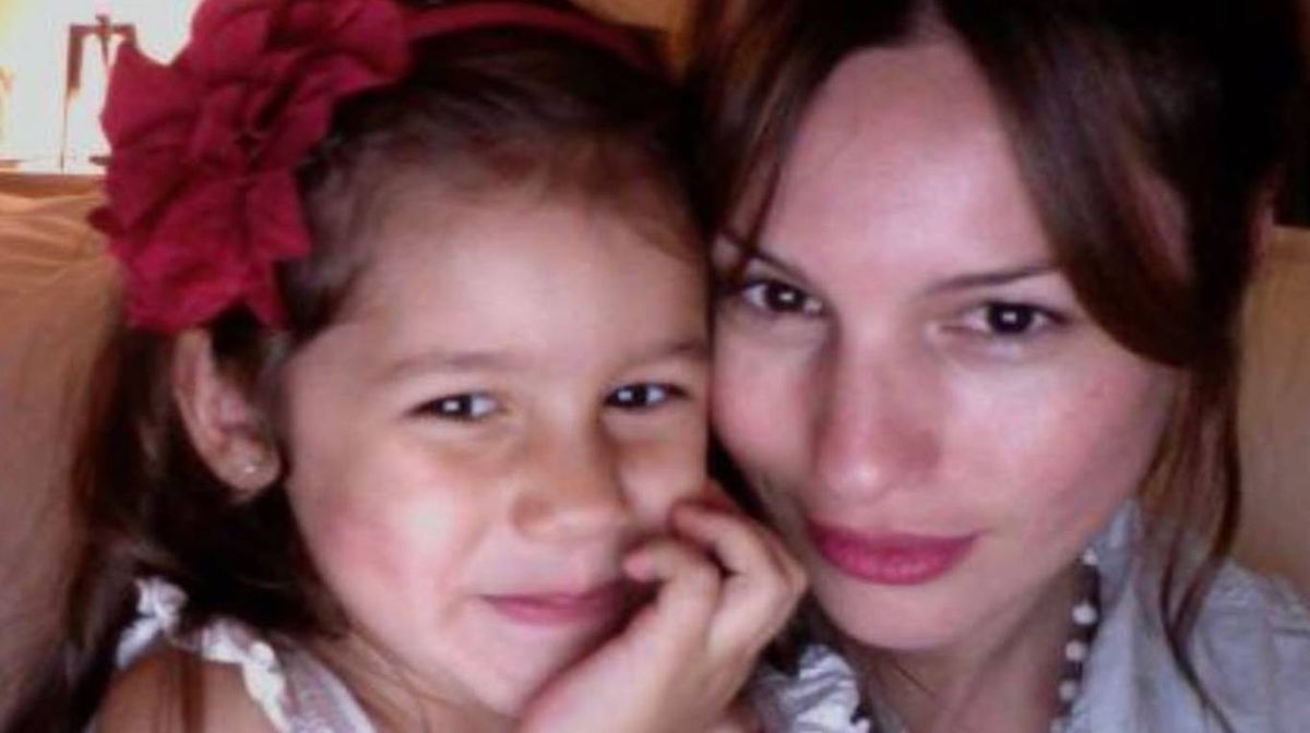 Pampita junto a Blanca, la hija que tuvo con Benjamín Vicuña el 15 de mayo de 2006.