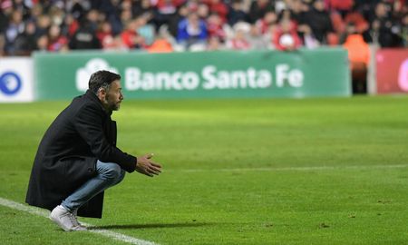 El Kily González en el partido de Unión contra Rosario Central.