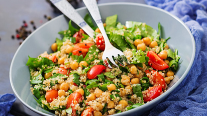 Ensalada de quinoa, garbanzos y brócoli: la receta fácil y sencilla