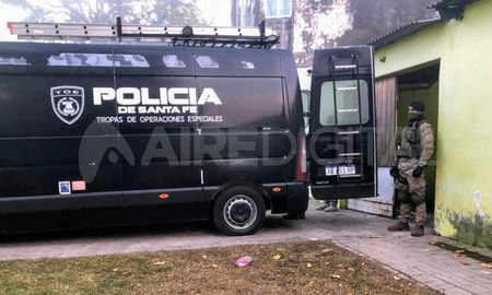 La casa de Gatito Sosa en Rosario fue allanada el pasado viernes por orden del fiscal Matías Edery. La casa de Gatito Sosa en Rosario fue allanada el pasado viernes por orden del fiscal Matías Edery.