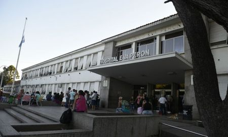 Los dos jóvenes heridos fueron trasladados al hospital Eva Perón. Los dos jóvenes heridos fueron trasladados al hospital Eva Perón.
