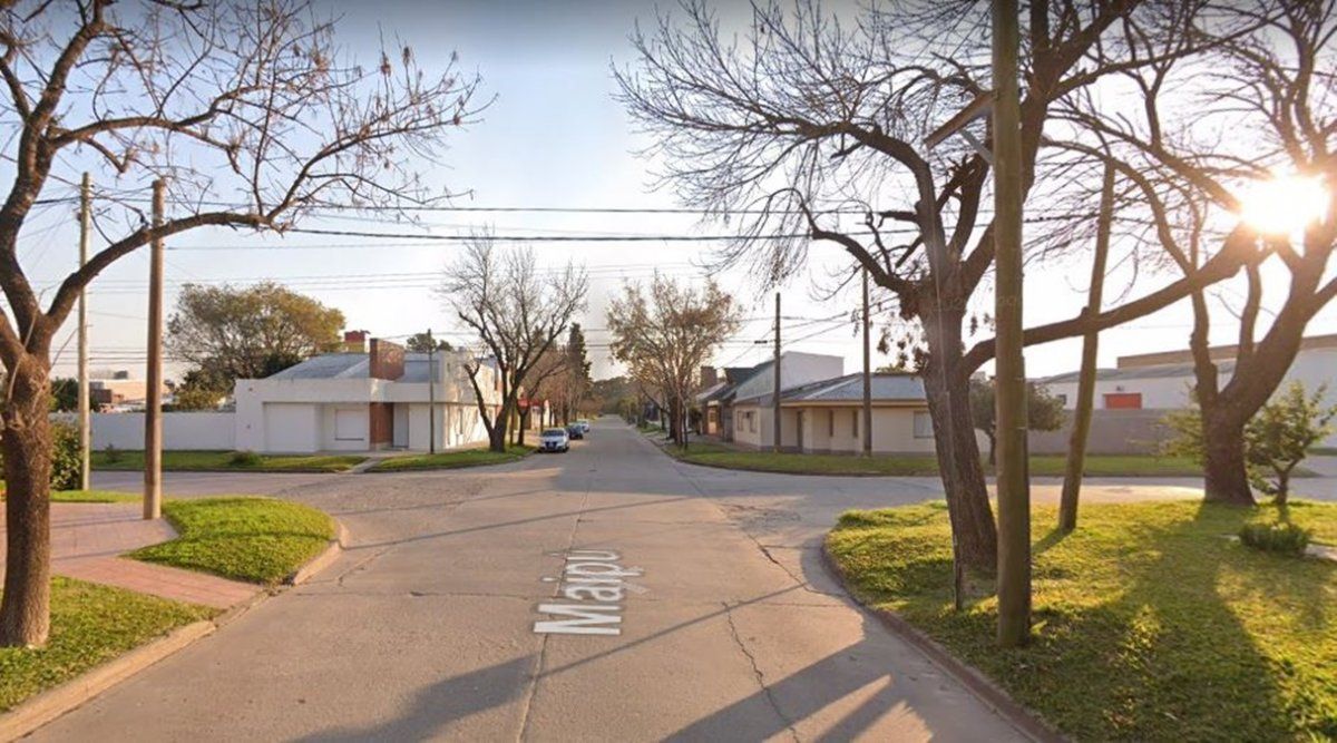 Maip&uacute; y Aaron Castellanos