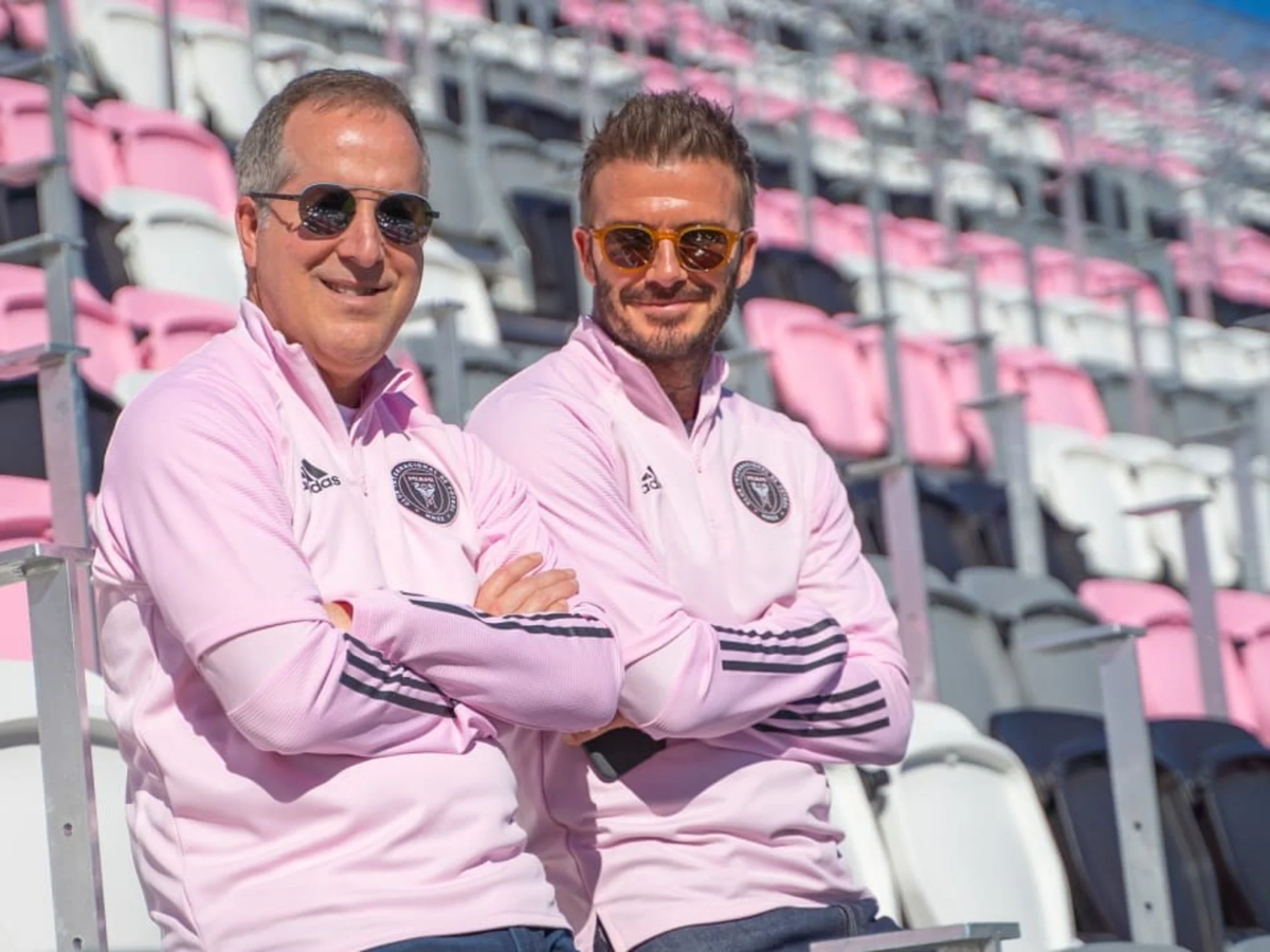 Jorge Mas junto a David Beckham, la cara visible del proyecto de Inter Miami. Jorge Mas junto a David Beckham, la cara visible del proyecto de Inter Miami.