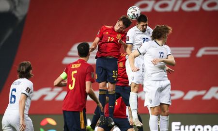 Kosovo disputa las eliminatorias mundialistas pese a no ser reconocido por la ONU y varios países a los que enfrentará. Kosovo disputa las eliminatorias mundialistas pese a no ser reconocido por la ONU y varios países a los que enfrentará.