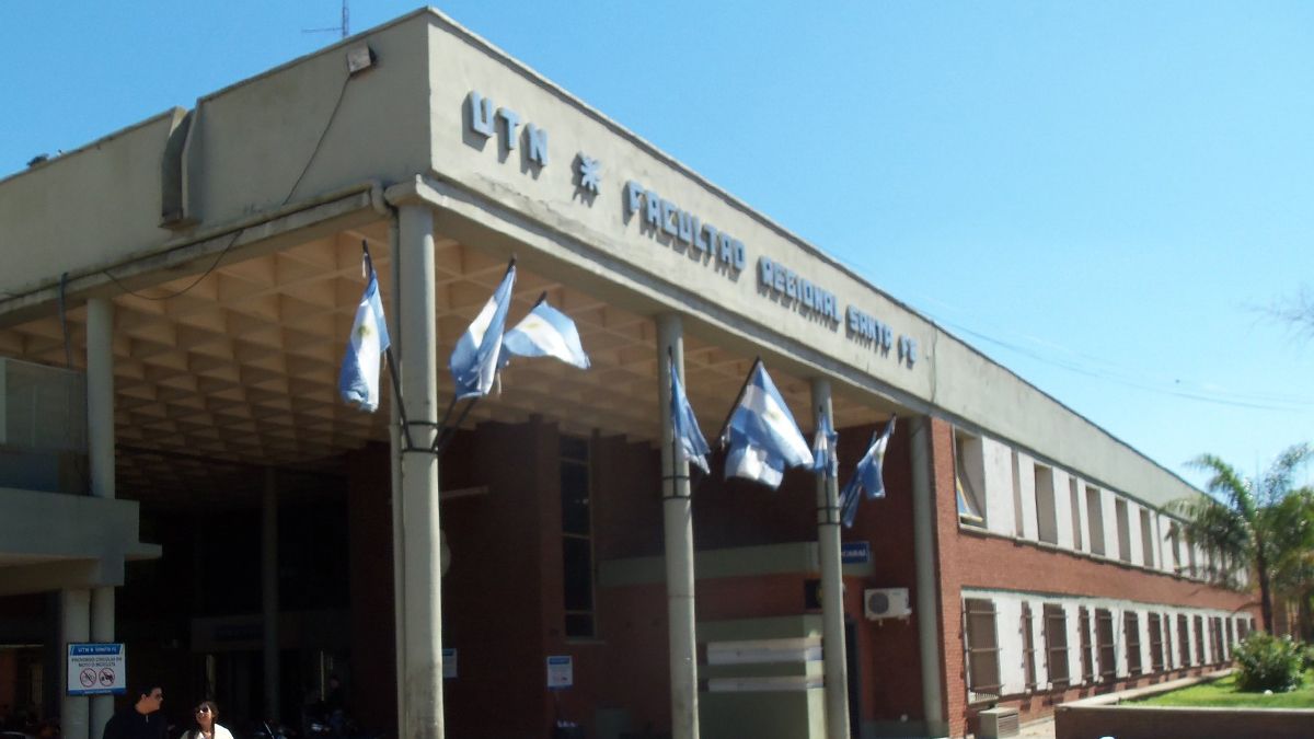 Los docentes de la Universidad Tecnológica Nacional (UTN) lanzaron un paro de 48 horas en las 32 sedes de la universidad.