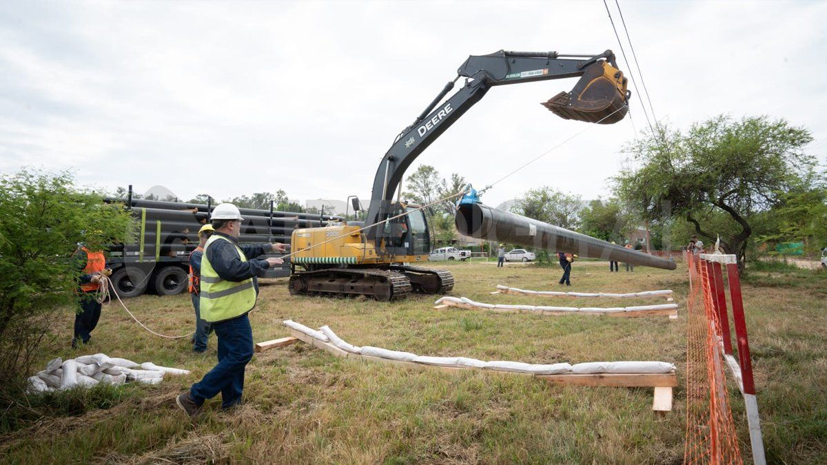 Este jueves llegaron a Santa Fe los primeros materiales para la obra del Gasoducto Gran Santa Fe.