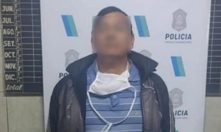 Abusaba de una nena en la camioneta y llegó la Policía: No me escrachen, soy casado, estoy con mi amante Abusaba de una nena en la camioneta y llegó la Policía: No me escrachen, soy casado, estoy con mi amante