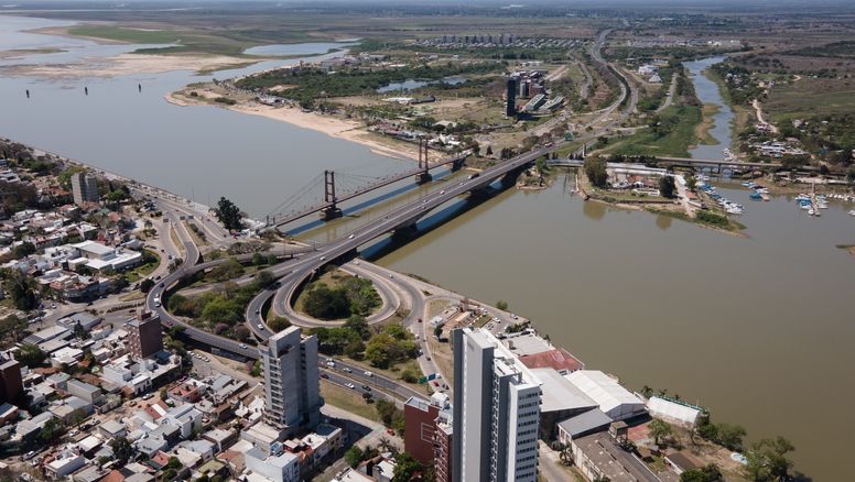 Caos de tránsito en el ingreso a Santa Fe por la Ruta Nacional 168 por un choque