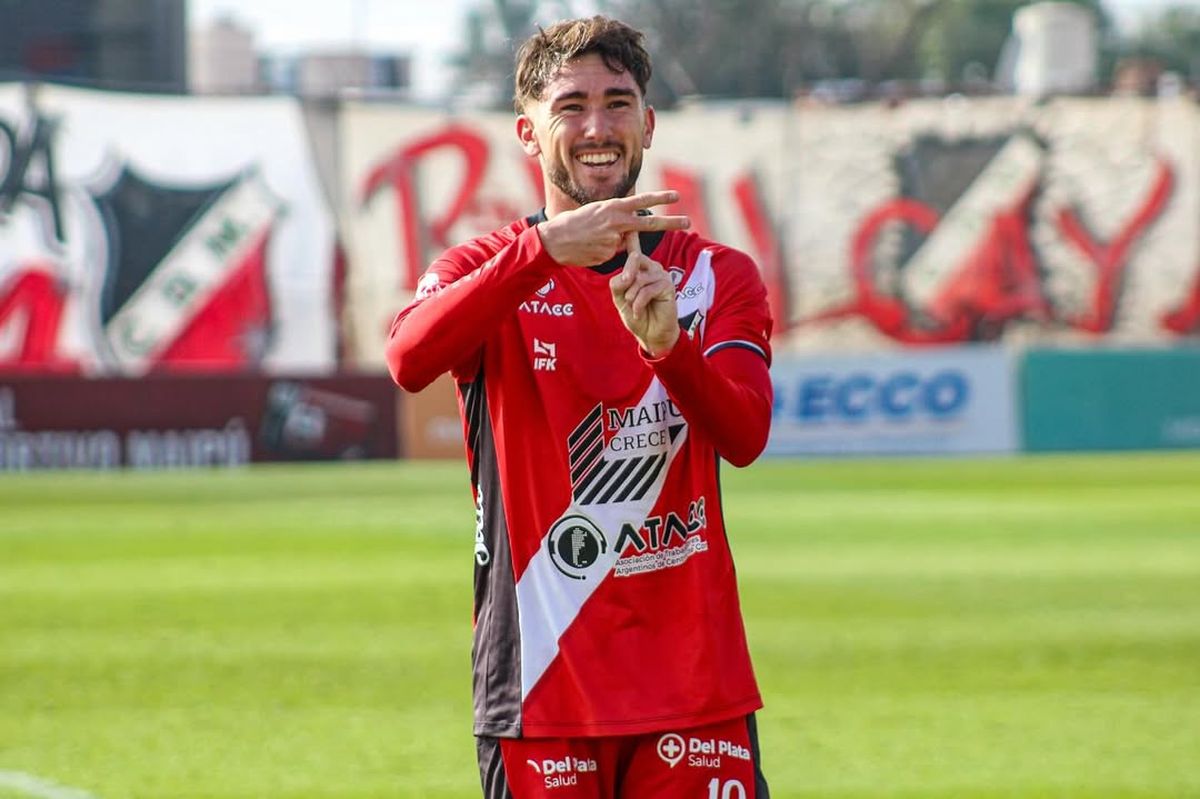 Colón negocia por Marcelo Eggel, una de las figuras de la Primera Nacional