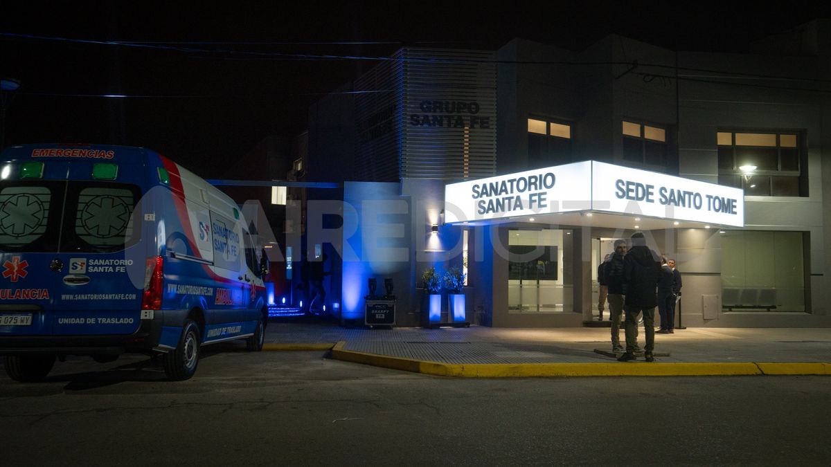 Este viernes 19 de julio se realizó el acto inaugural de la sede del Sanatorio Santa Fe, ubicada en 25 de Mayo 2028 de la ciudad de Santo Tomé. Este viernes 19 de julio se realizó el acto inaugural de la sede del Sanatorio Santa Fe, ubicada en 25 de Mayo 2028 de la ciudad de Santo Tomé.