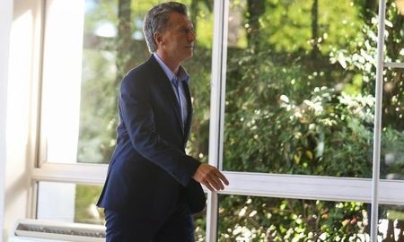macri recibe este lunes a familiares de soldados caidos en malvinas macri recibe este lunes a familiares de soldados caidos en malvinas
