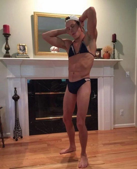 La foto del hermano de la joven se viralizó. Foto: Facebook