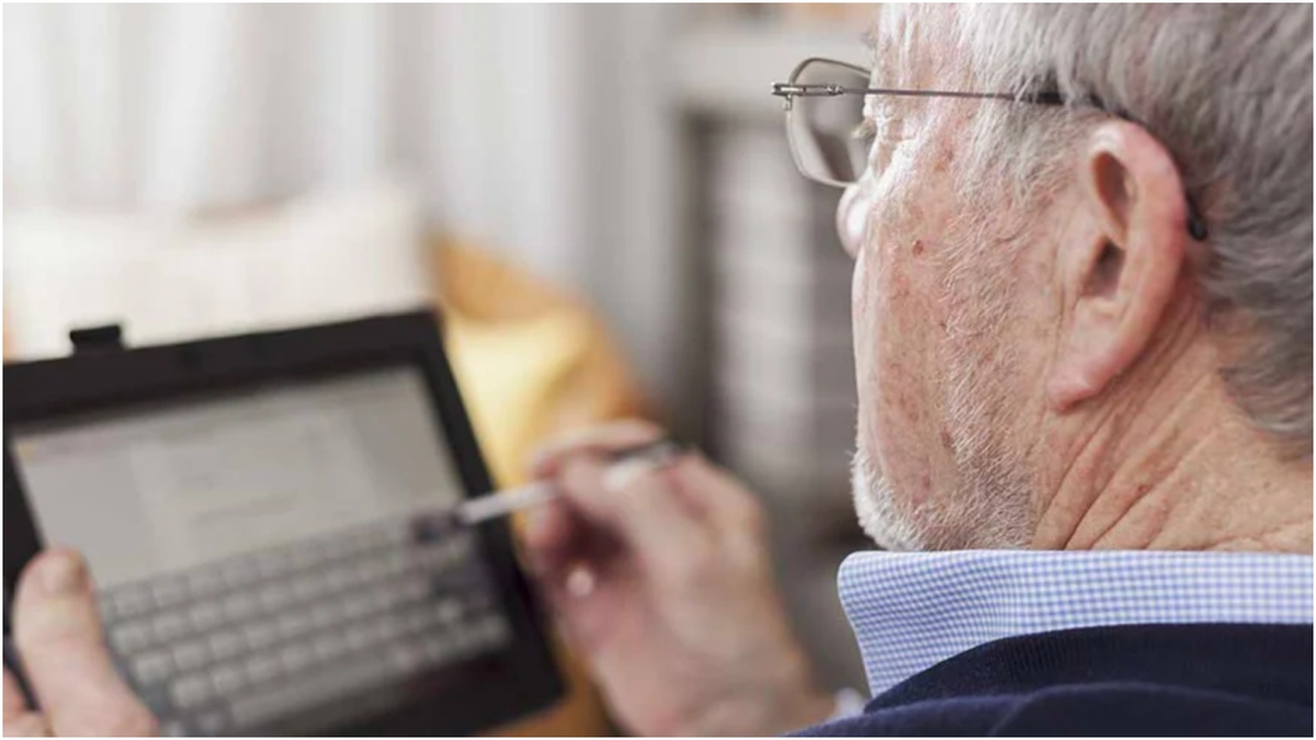 Los únicos requisitos que solicita el BNA para acceder a computadoras para jubilados es cobrar haberes a través de la Anses y encontrarse vinculado al Banco de la Nación Argentina.