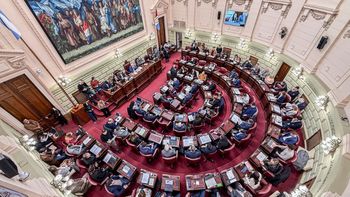 Convención del 25: las cuatro normas transitorias que dividieron a los constituyentes