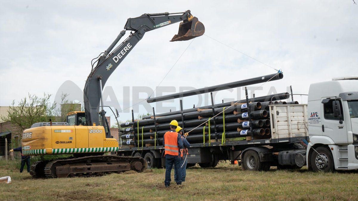 A pesar de las previsiones climáticas que anuncian un repunte del río, descartaron que este fenómeno genere inconvenientes para la obra.