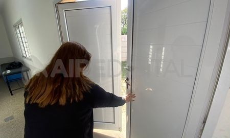 Entraron a robar al centro de salud de barrio Las Lomas: por la madrugada, forzando la puerta y se llevaron elementos de cocina. Entraron a robar al centro de salud de barrio Las Lomas: por la madrugada, forzando la puerta y se llevaron elementos de cocina.