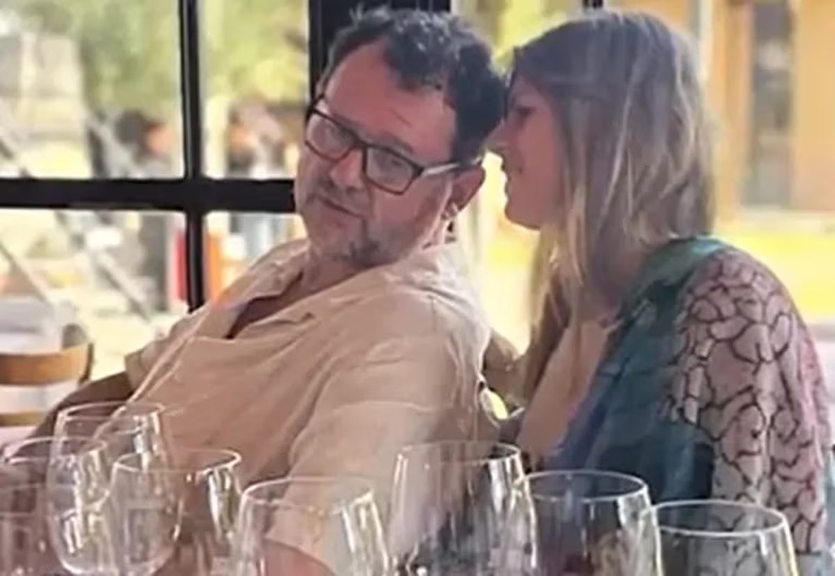 Más enamorados que nunca. Más enamorados que nunca.