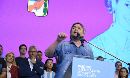 Máximo Kirchner, manifestó que el adversario de la sociedad argentina, y no solo del peronismo, es el expresidente Macri. Máximo Kirchner, manifestó que el adversario de la sociedad argentina, y no solo del peronismo, es el expresidente Macri.