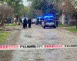 El policía pasado a disponibilidad fue herido de arma de fuego en barrio Nueva Esperanza tras intentar entrar a una vivienda. El policía pasado a disponibilidad fue herido de arma de fuego en barrio Nueva Esperanza tras intentar entrar a una vivienda.