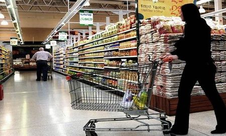 el consumo en 2018 no despega: se proyecta una suba por debajo del 1% el consumo en 2018 no despega: se proyecta una suba por debajo del 1%