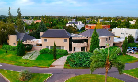 Cuánto cuesta vivir en el exclusivo barrio privado de Lionel Messi Cuánto cuesta vivir en el exclusivo barrio privado de Lionel Messi