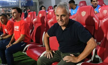 Leonardo Madelón fue autocrítico pero mantuvo su positivismo tras la derrota de Unión ante Newells. Leonardo Madelón fue autocrítico pero mantuvo su positivismo tras la derrota de Unión ante Newells.