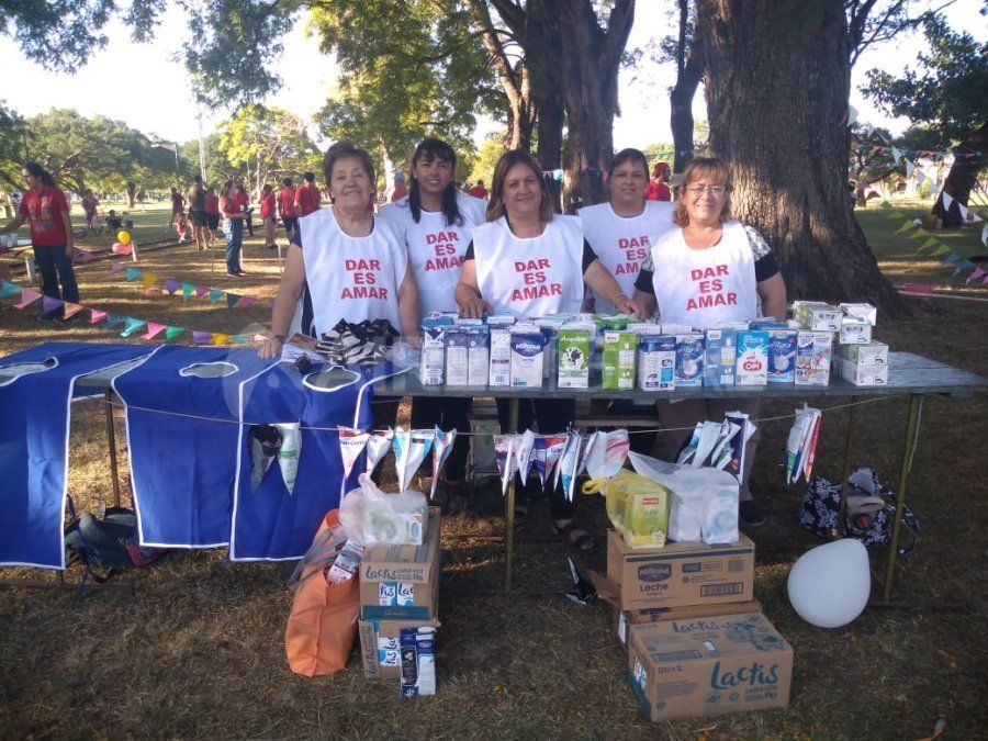 Un grupo de Scouts organizó una colecta solidaria para un merendero en el Parque Federal