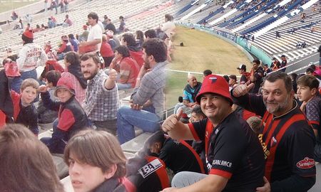 Juan y Marcelo Fernández presenciaron el partido entre Colón y Talleres, a 29 años de la final del Ascenso que el Sabalero protagonizó con Banfield en el mismo estadio. Juan y Marcelo Fernández presenciaron el partido entre Colón y Talleres, a 29 años de la final del Ascenso que el Sabalero protagonizó con Banfield en el mismo estadio.