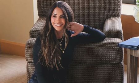 Antonela Roccuzzo impuso el tapado de cuero largo como el abrigo imprescindible de 2026. Antonela Roccuzzo impuso el tapado de cuero largo como el abrigo imprescindible de 2026.