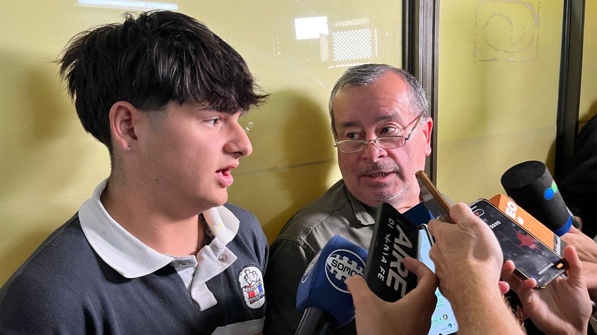 El hijo de la mujer atacada reveló que el agresor ya había estado preso por violencia de género contra ella.