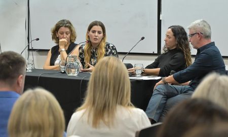 El evento “Justicia, Poder y Corrupción” reunió a expertos en derecho y transparencia para debatir sobre los cambios necesarios en el marco de la reforma constitucional. El evento “Justicia, Poder y Corrupción” reunió a expertos en derecho y transparencia para debatir sobre los cambios necesarios en el marco de la reforma constitucional.