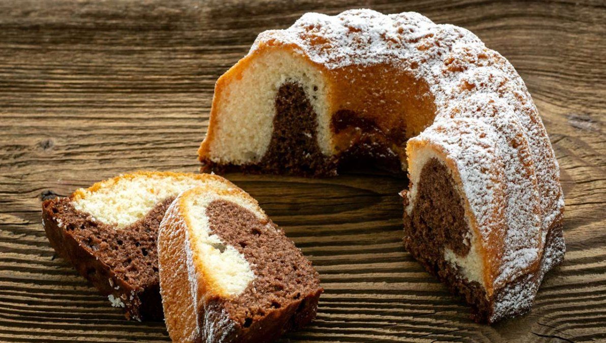 Bizcochuelo marmolado para disfrutar con mate.