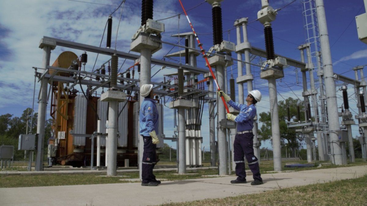 Así lo hizo recientemente Cammesa sobre instalaciones en regiones del NEA y Litoral. El origen de los mismos se localiza en el sistema de extra alta tensión (500 kV) y se dieron en días y horarios pico de demanda.
