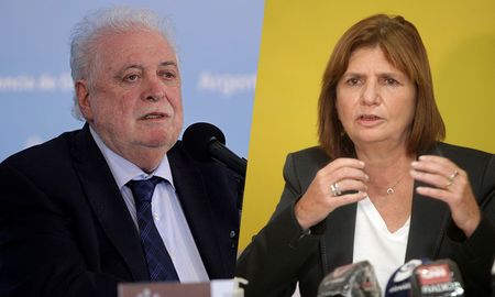 Bullrich no retirará sus dichos sobre supuestosretornos exigidos por Ginés González García para cerrar lanegociación Pfizer. Bullrich no retirará sus dichos sobre supuestosretornos exigidos por Ginés González García para cerrar lanegociación Pfizer.