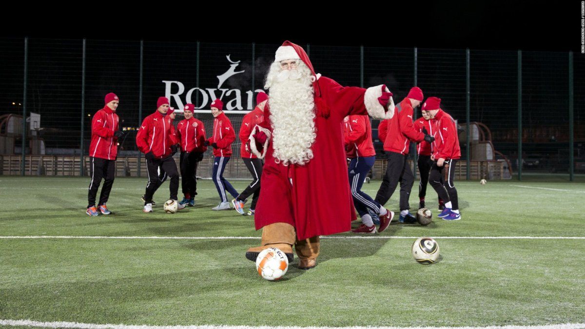 La Navidad hecha un equipo de fútbol: conocé al FC Santa Claus