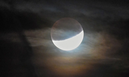 Habrá un eclipse parcial de Luna en noviembre y podrá verse en Santa Fe a la madrugada. Habrá un eclipse parcial de Luna en noviembre y podrá verse en Santa Fe a la madrugada.