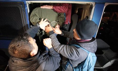 seis detenidos tras la marcha pidiendo ?verdad y justicia? por santiago maldonado seis detenidos tras la marcha pidiendo ?verdad y justicia? por santiago maldonado
