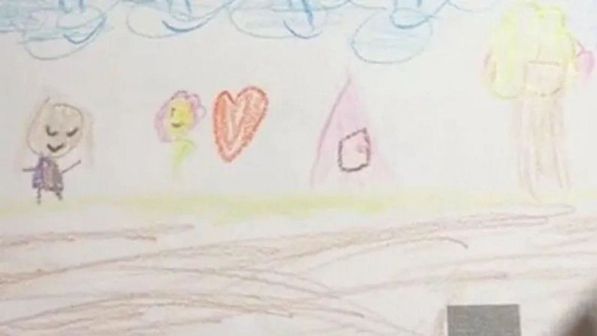 El perturbador dibujo que hizo una nena en su tarea que preocupó a la mamá