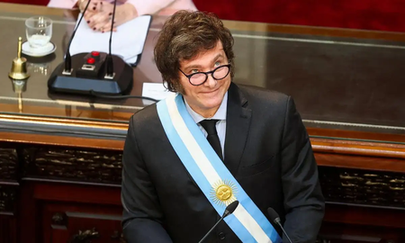 El presidenteJavier Milei ultima detalles para el agasajo a los 87 diputados que respaldaronel veto presidencial a la movilidad jubilatoria. El presidenteJavier Milei ultima detalles para el agasajo a los 87 diputados que respaldaronel veto presidencial a la movilidad jubilatoria.