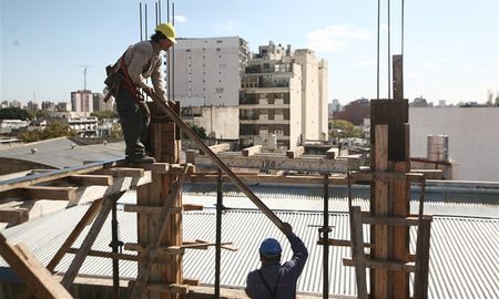 el empleo registrado crecio 2,1% en noviembre al sumar 253.200 trabajadores el empleo registrado crecio 2,1% en noviembre al sumar 253.200 trabajadores