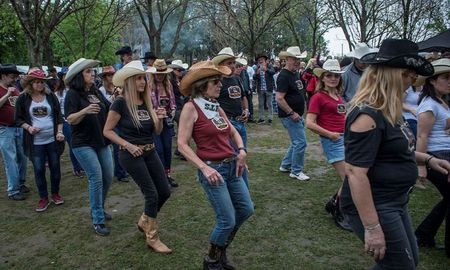 el boom de la musica country: un fenomeno de musica y baile que se extiende en el pais el boom de la musica country: un fenomeno de musica y baile que se extiende en el pais