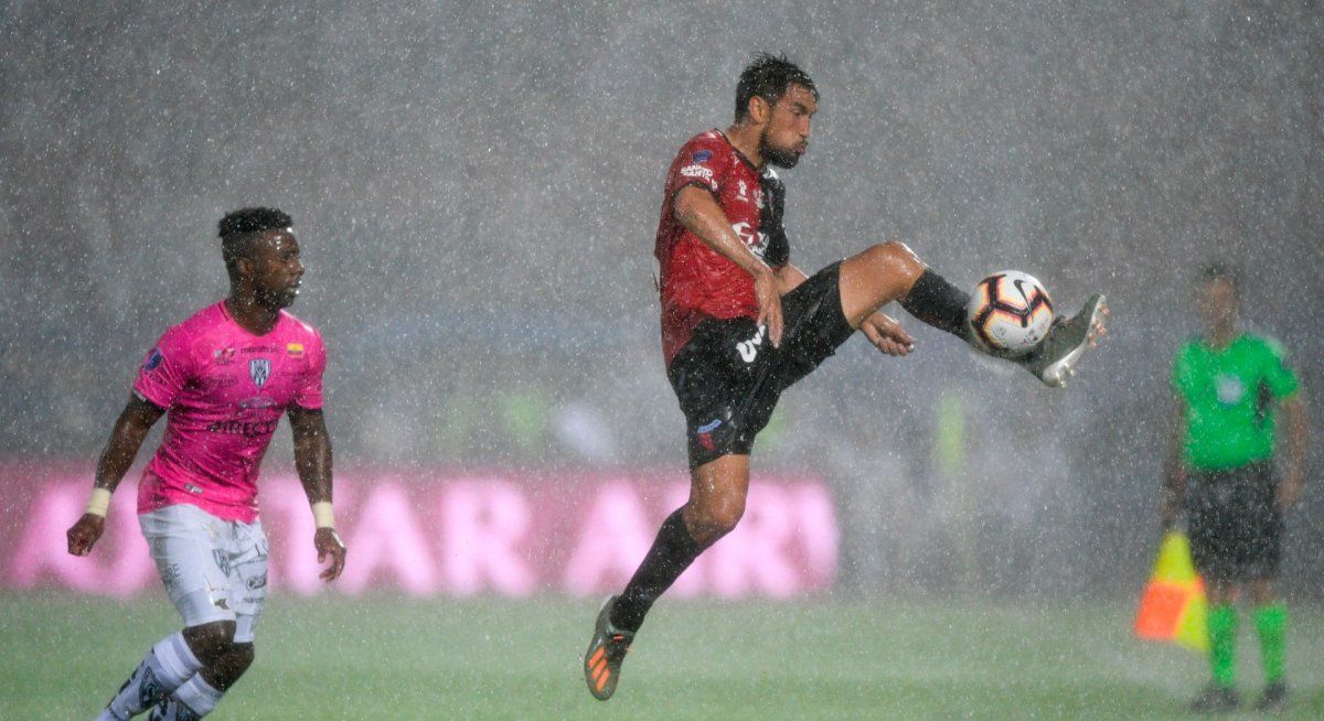 Marcelo Estigarribia acordó la deuda con Colón pero se iría a Uruguay