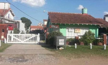 estaban de vacaciones en villa gesell, el abuelo maniobro la camioneta y su nieta murio aplastada estaban de vacaciones en villa gesell, el abuelo maniobro la camioneta y su nieta murio aplastada
